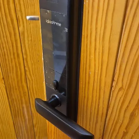 Hornpeak, On The Slopes Of Cielo Alto, Cervinia